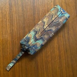 Missoni 90’s-style make-up bag